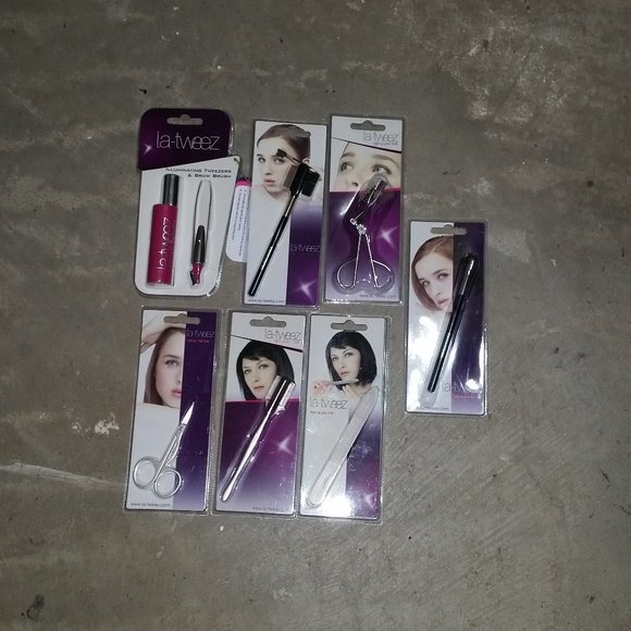 la-tweez Other - Lighted Tweezer Brow Brush Eyelash Curler File